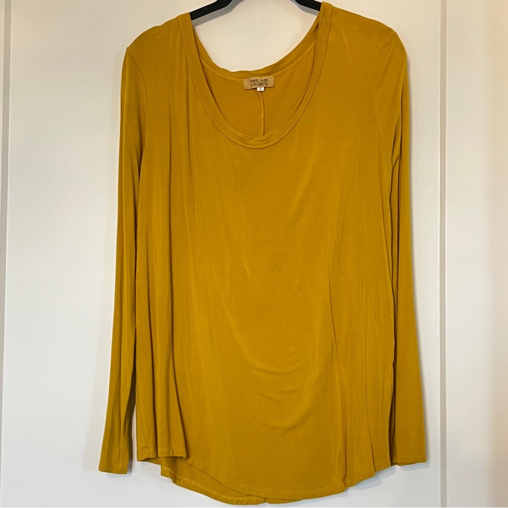 Piko 1988 Long Sleeve tee